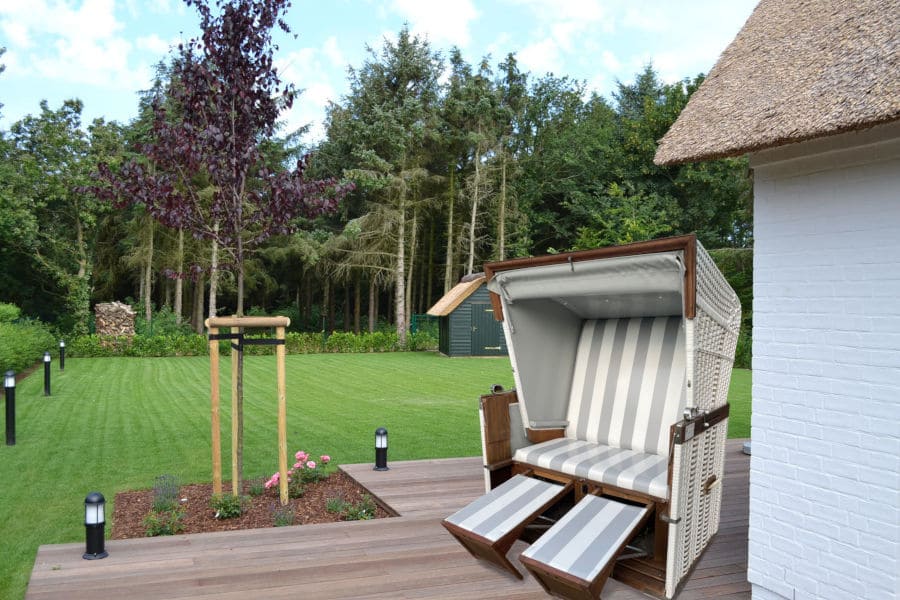 Strandkorb im Garten
